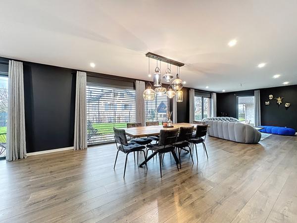 Maison 5 pièces - 177 m² Exclusivité efficity