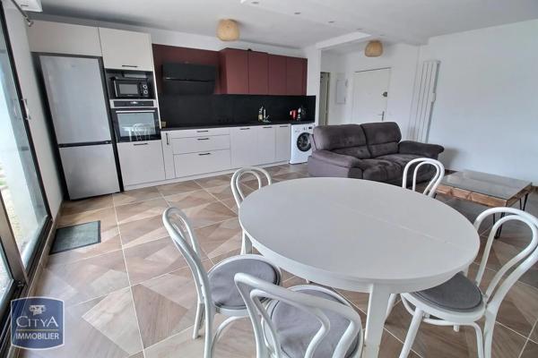 Appartement à louer 3 pièces 62.5m² Mérignac (33700)