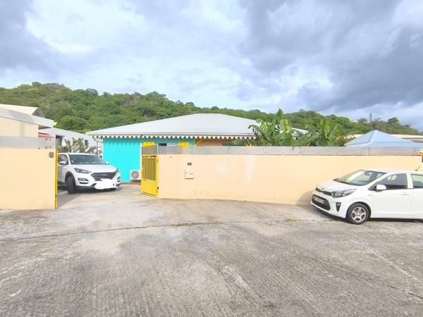 MAGNIFIQUE MAISON De PRESTIGE De 82 m2 Au CARBET