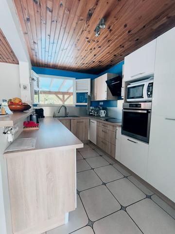 MAGNIFIQUE MAISON De PRESTIGE De 82 m2 Au CARBET