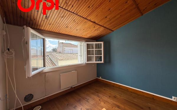 Maison à vendre    2 pièces •  Port-des-Barques