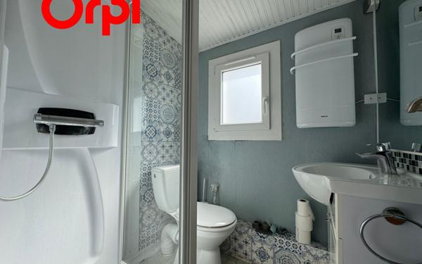 Maison à vendre    2 pièces •  Port-des-Barques