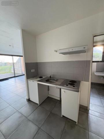 Appartement à louer à Saint-Chély-d'Apcher en Lozère (48200), ref : 48032-L77