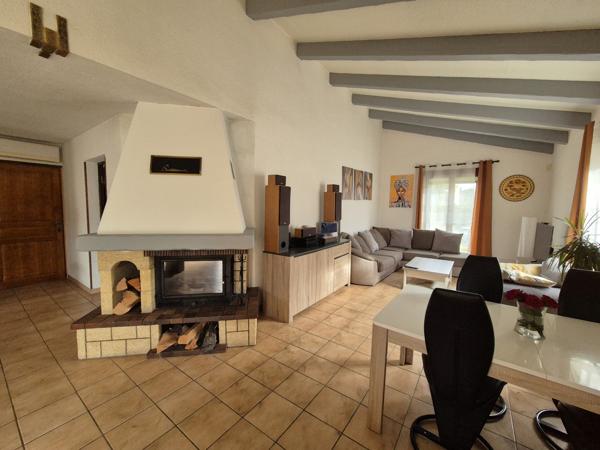 Villa 3 faces avec garage