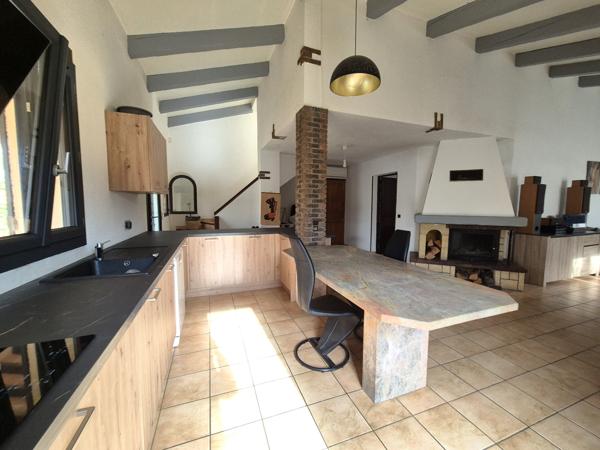 Villa 3 faces avec garage