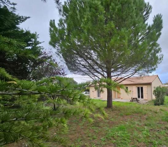 Villa plain pied 4 pièces sur 850 m² de terrain