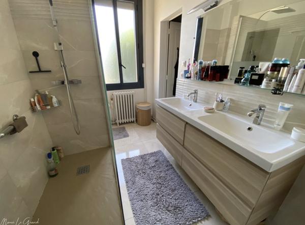 Maison 7 pièces - 203 m²