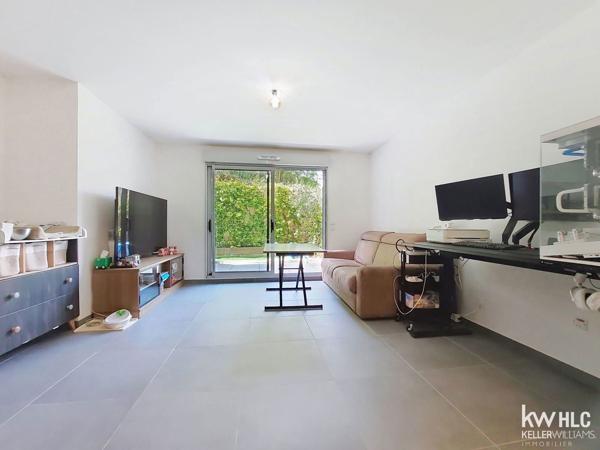 Belle opportunité à Vence, un 2 pièces avec jardin au calme, à découvrir sans tarder.