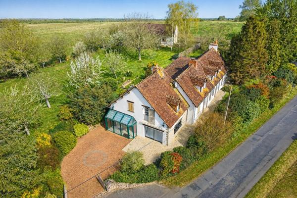 Maison à Saint-Saturnin, 72650 - 8 pièces 205m²