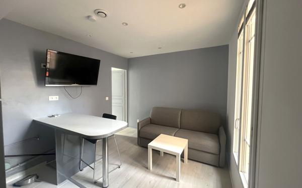 Appartement à louer    2 pièces • 25,12 m2 Antony