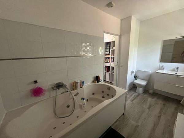 Maison Druillat 6 pièce(s) 184.15 m2, terrain 1526 m2