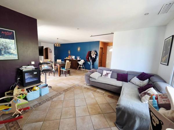 Maison à vendre 5 pièces de 157 m²