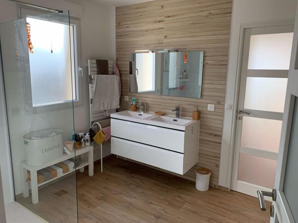 Salles D Angles - Belle charentaise - 7 pces - 4CH -174 m2