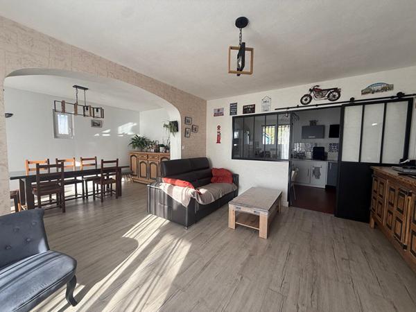 Maison  à vendre à  Lalande De Pomerol