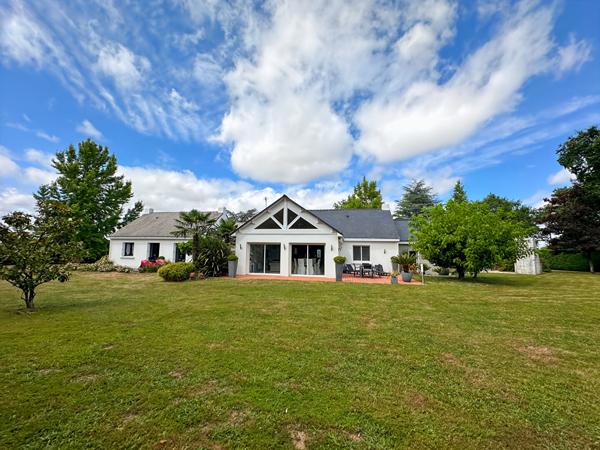 Maison à rénover centre de BLAIN avec terrain constructible Blain