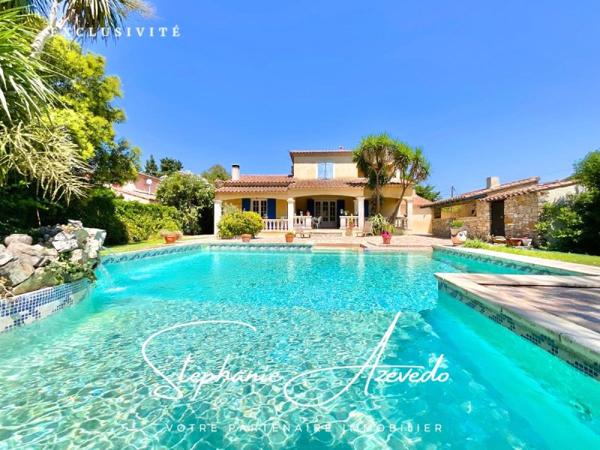 Vente / Maison avec dépendance à Nîmes (30000)