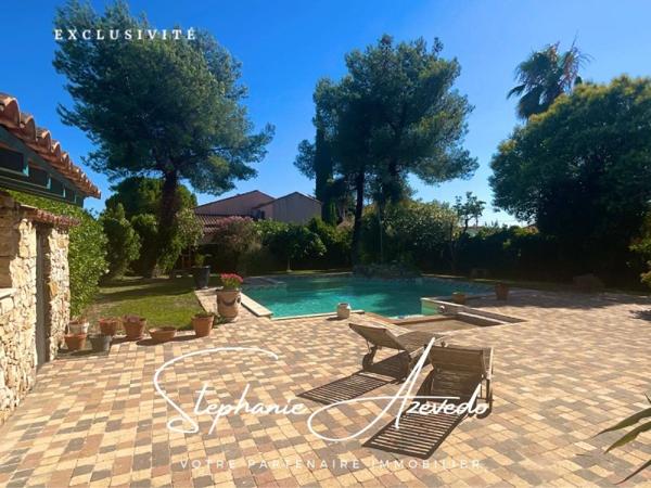 Vente / Maison avec dépendance à Nîmes (30000)