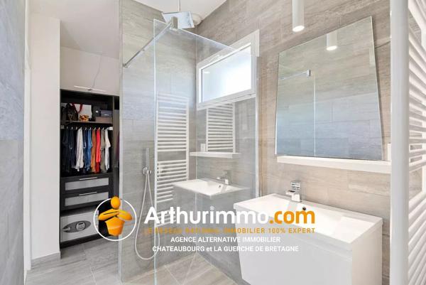 Vente                                                      Maison
                        
                     7 pièces                      154 m2                     à La Mézière