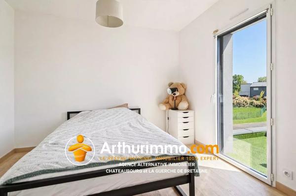Vente                                                      Maison
                        
                     7 pièces                      154 m2                     à La Mézière