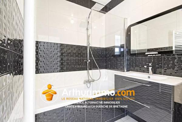 Vente                                                      Maison
                        
                     7 pièces                      154 m2                     à La Mézière