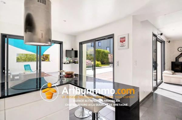 Vente                                                      Maison
                        
                     7 pièces                      154 m2                     à La Mézière