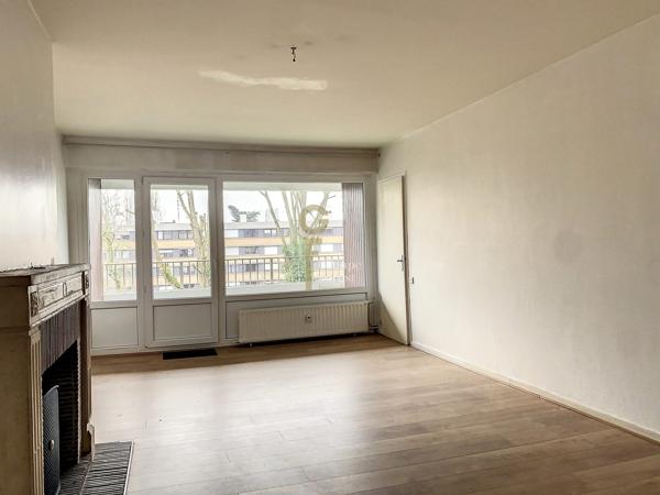 APPARTEMENT BARBIEUX