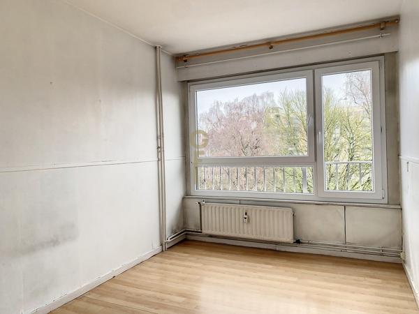 APPARTEMENT BARBIEUX