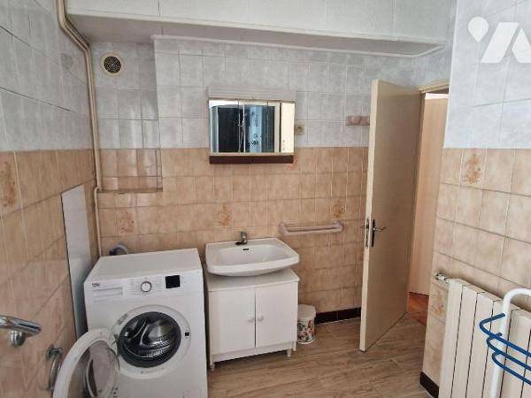 A vendre à Bar-sur-Aube à proximité du centre-ville,  à 10 min du parc Nigloland, 15 min du Mém...