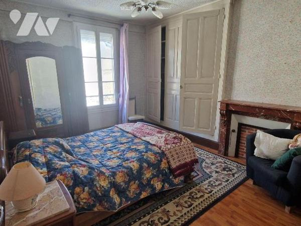 A vendre à Bar-sur-Aube à proximité du centre-ville,  à 10 min du parc Nigloland, 15 min du Mém...