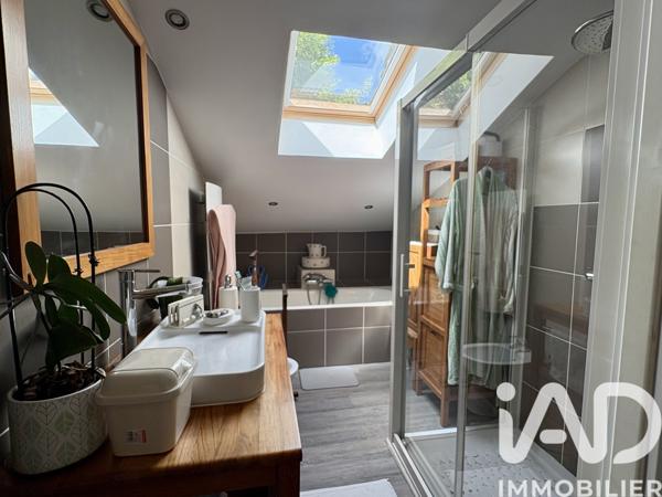 Maison à vendre 7 pièces 175 m² Triac-Lautrait