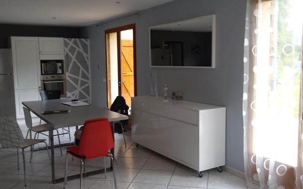 Maison à louer    4 pièces • 137,79 m2 Saint-Nicolas-de-Macherin