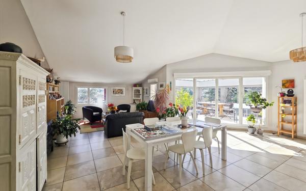 Appartement à vendre    4 pièces • 139,48 m2 Manosque