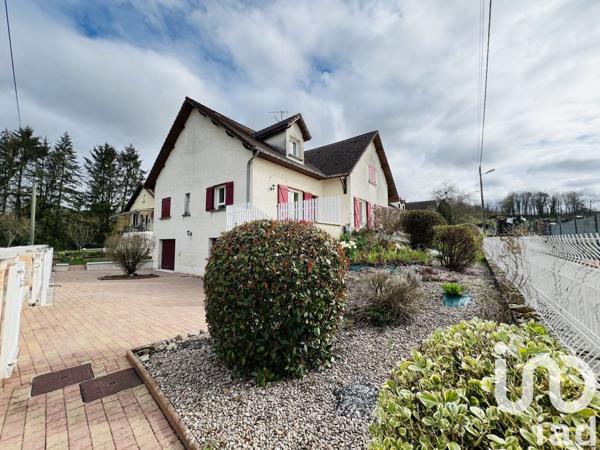 Maison traditionnelle 8 pièces de 262 m² à Eurville-Bienville (52410)