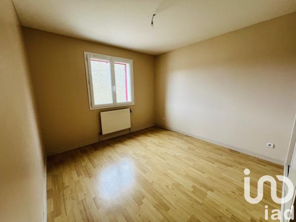 Maison traditionnelle 8 pièces de 262 m² à Eurville-Bienville (52410)