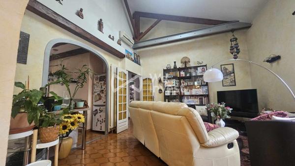 Maison 5 pièces – 100 m² – Terrasse et stationnement – Secteur ST Julien (13012 Marseille)