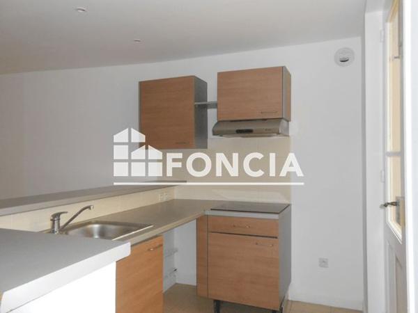 Location Appartement 3 pièces 74.48 m² - 39 RUE DES ANCIENS COMBATTANTS Beziers 34500