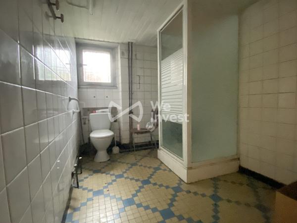 Maison à rénover à Campugnan avec dépendances et terrain de 3 800 m²