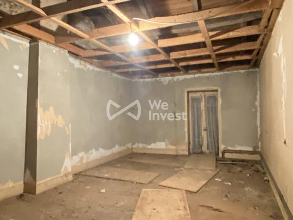 Maison à rénover à Campugnan avec dépendances et terrain de 3 800 m²