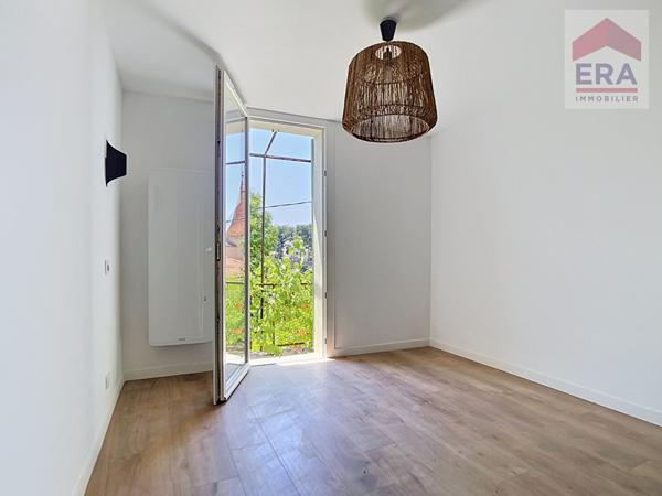 MARSEILLE 13EME - MAISON T3 - ENTIEREMENT RENOVEE - QUARTIER LES MARTEGAUX