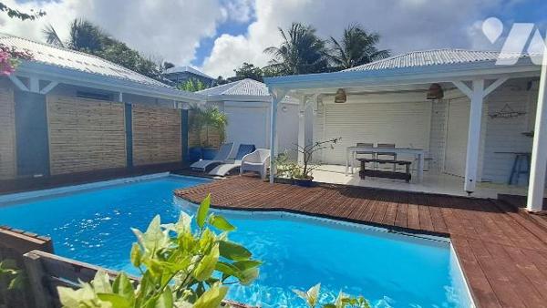 BAISSE DE PRIX pour cette propriété à vendre au Moule (97160) en Guadeloupe (971). Ne passez pa...