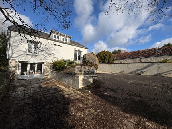 APPARTEMENT T1 BIS A LOUER MEUBLE - VENDOME - 1 CHAMBRE, PARKING PRIVATIF