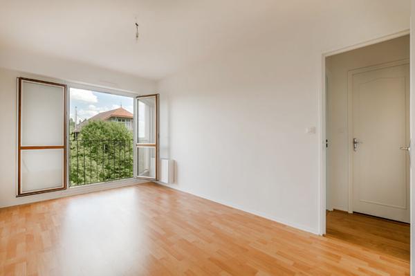 Appartement Montgeron 3 pièce(s) 66 m2