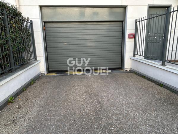 A vendre Box grand volume 14 m2 quartier Conservatoire Antony