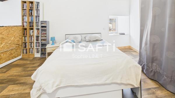 BAISSE DU PRIX – Ensemble de deux maisons en pierre – 182 m² – 138 000 €