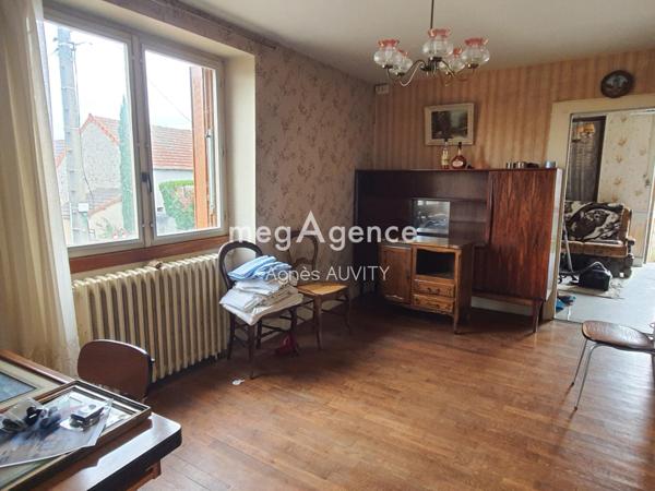 Maison à HURIEL, 03380 - 5 pièces 75m²