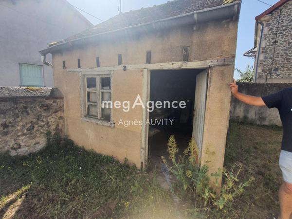 Maison à HURIEL, 03380 - 5 pièces 75m²