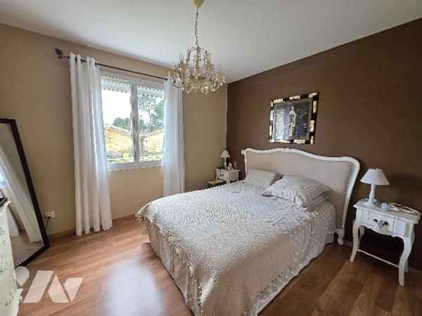 A vendre villa 6 pièce de 123m²