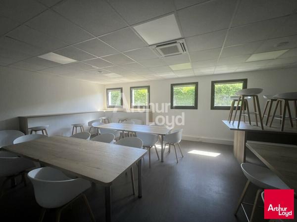 VERN SUR SEICHE - BUREAUX A LOUER DIVISIBLES - PROCHE VAL D'ORSON