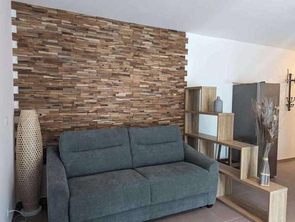 Très beau studio meublé