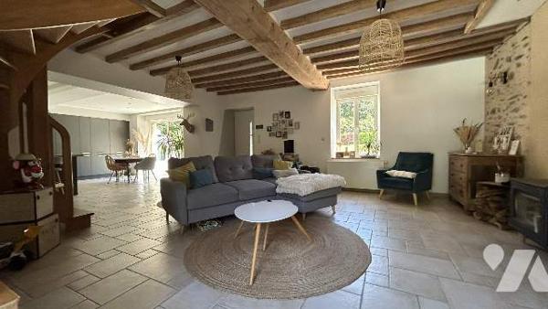 Maison de campagne rénovée - 4 CHAMBRES